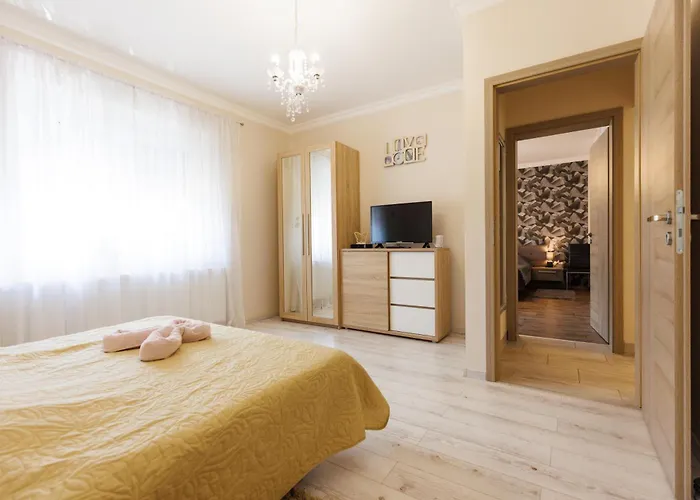 Csillag Apartman *
